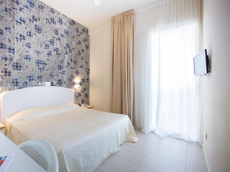 Sirena Boutique Hotel image