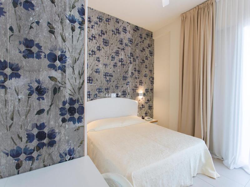 Sirena Boutique Hotel image