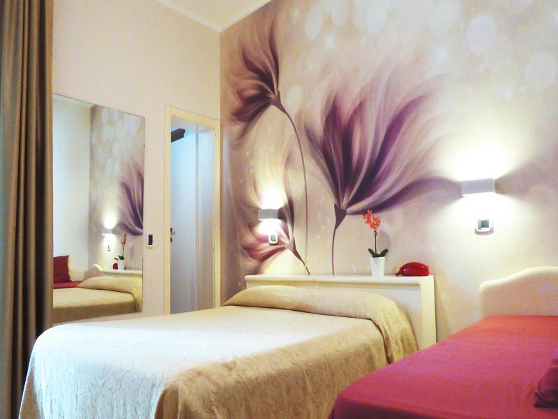 Sirena Boutique Hotel image