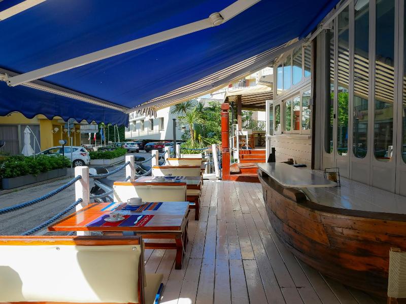 Sirena Boutique Hotel image