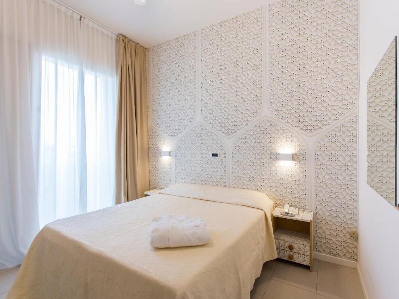 Sirena Boutique Hotel image