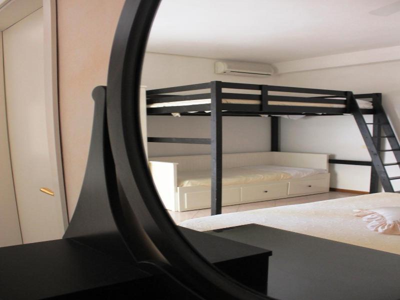 Sirena Boutique Hotel image