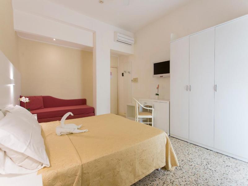 Sirena Boutique Hotel image