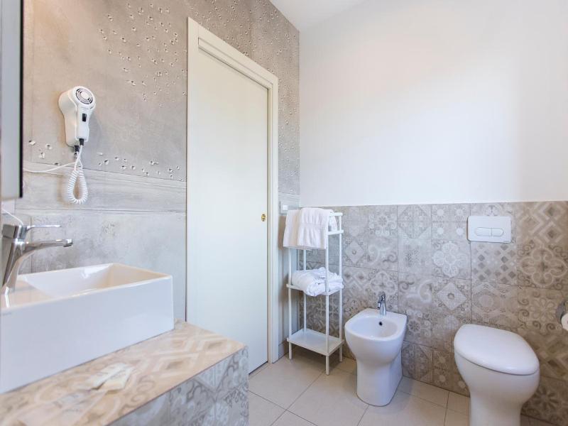 Sirena Boutique Hotel image