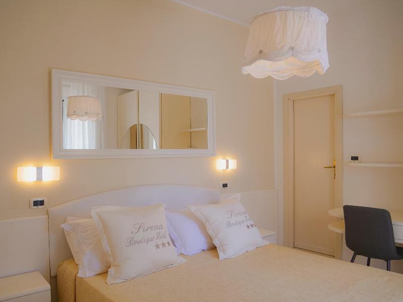 Sirena Boutique Hotel image