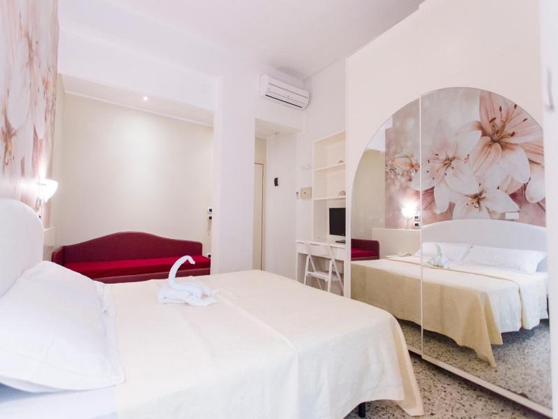 Sirena Boutique Hotel image