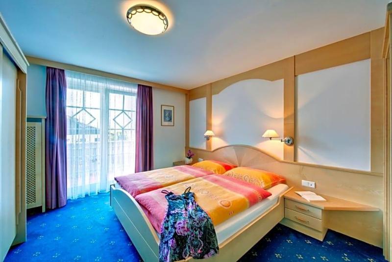 Parkhotel Plauserhof image