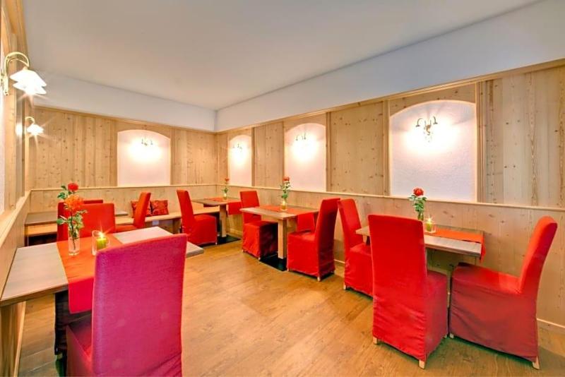 Parkhotel Plauserhof image