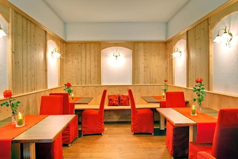 Parkhotel Plauserhof image