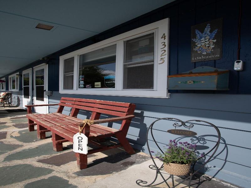 Governor S Rock Motel