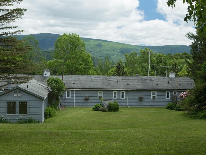 Governor S Rock Motel