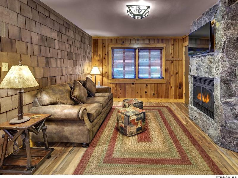 Cedar Glen Lodge image