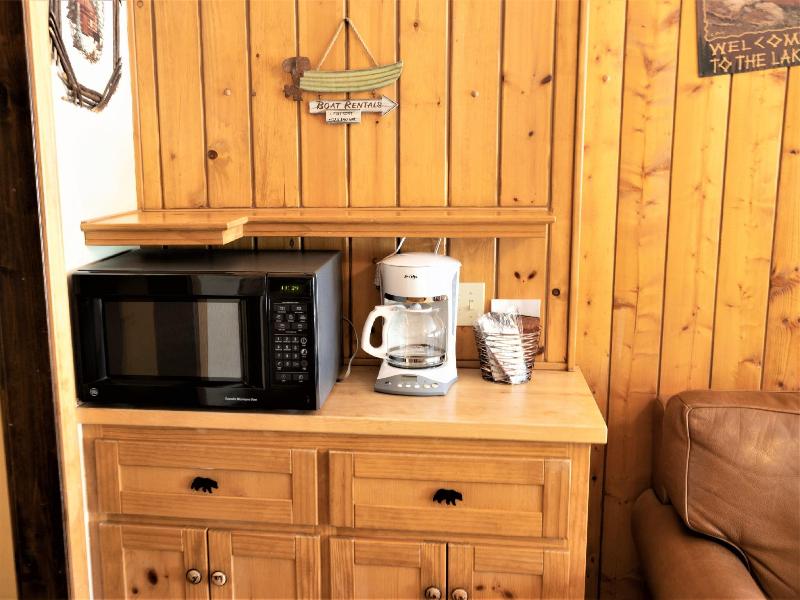 Cedar Glen Lodge image
