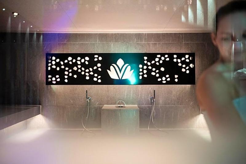 Alpine Spa Resort Viktoria image