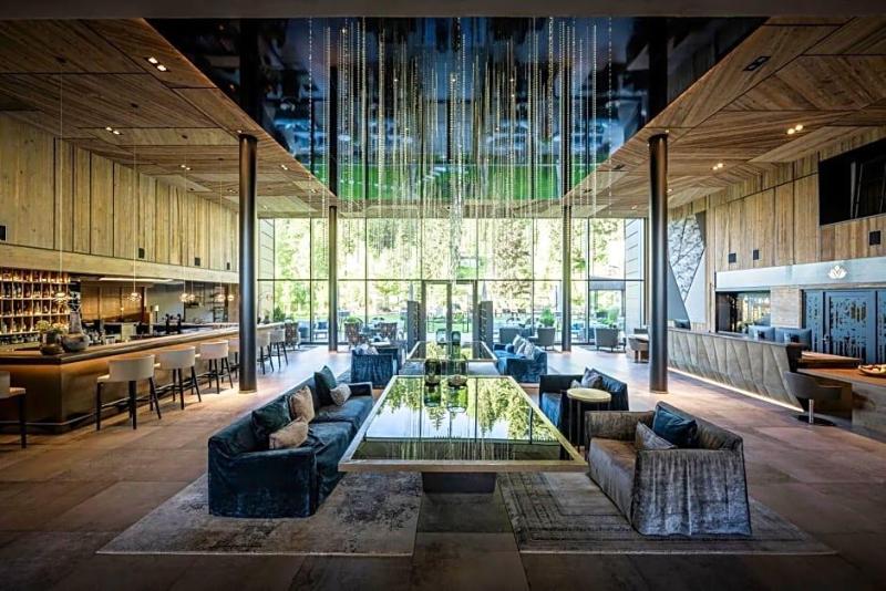 Alpine Spa Resort Viktoria image