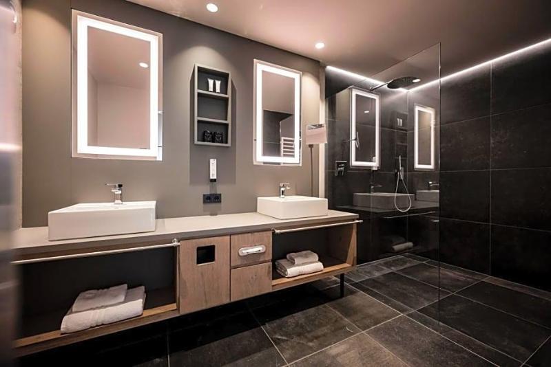 Alpine Spa Resort Viktoria image