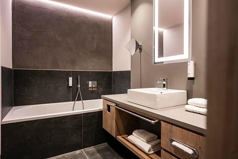 Alpine Spa Resort Viktoria image