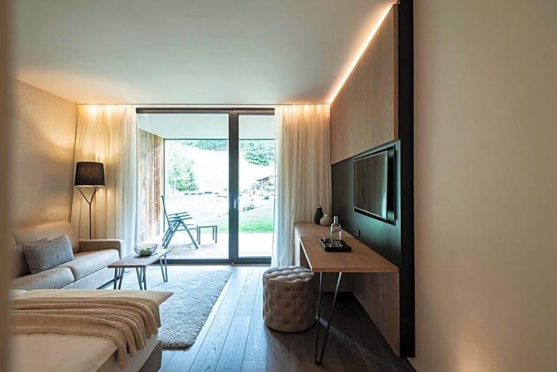 Alpine Spa Resort Viktoria image