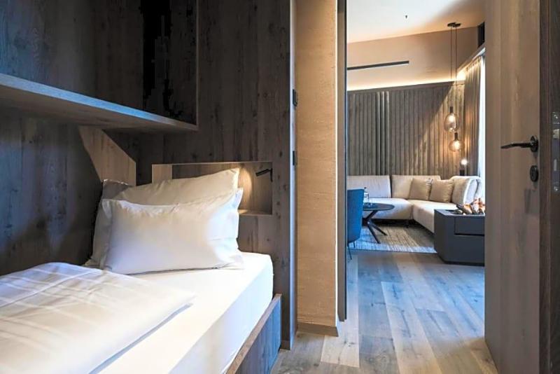 Alpine Spa Resort Viktoria image