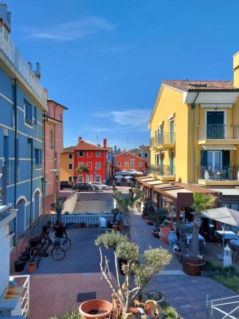 Hotel Regina image
