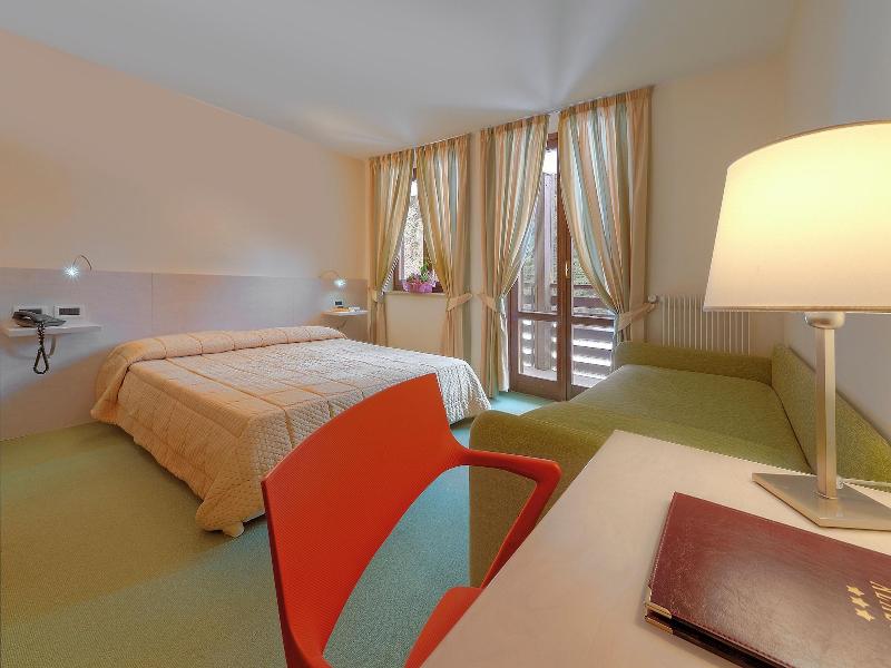 Hotel Alaska image
