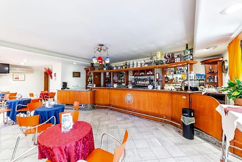 Hotel Il Melograno image