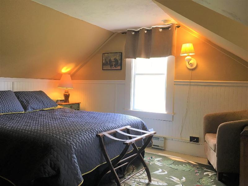 Center Lovell Inn 2