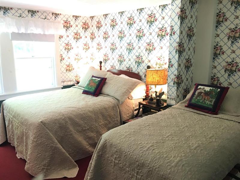 Center Lovell Inn 5