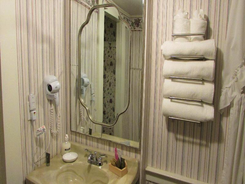 Center Lovell Inn — photo 20