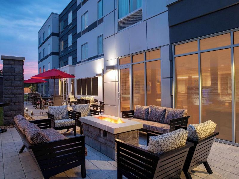 Fairfield Inn & Suites By Marriott Lewisburg image