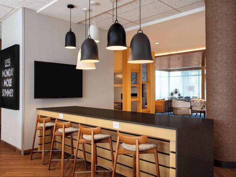 Fairfield Inn & Suites By Marriott Lewisburg image