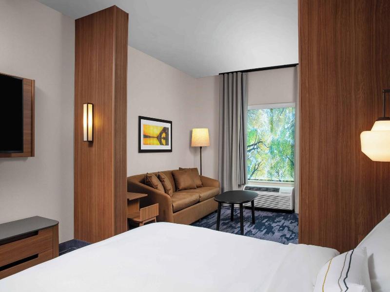 Fairfield Inn & Suites By Marriott Lewisburg image