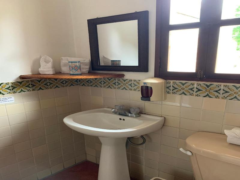 Hotel T Kon T image