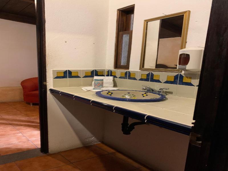 Hotel T Kon T image