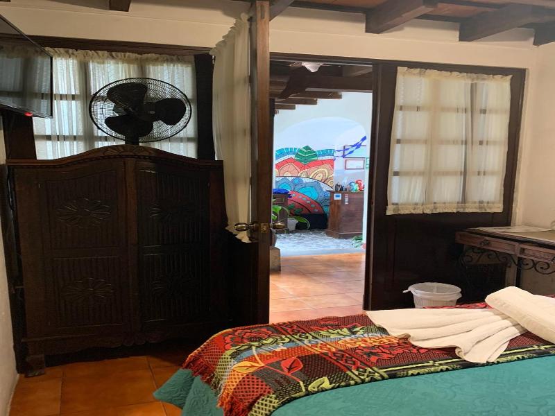 Hotel T Kon T image