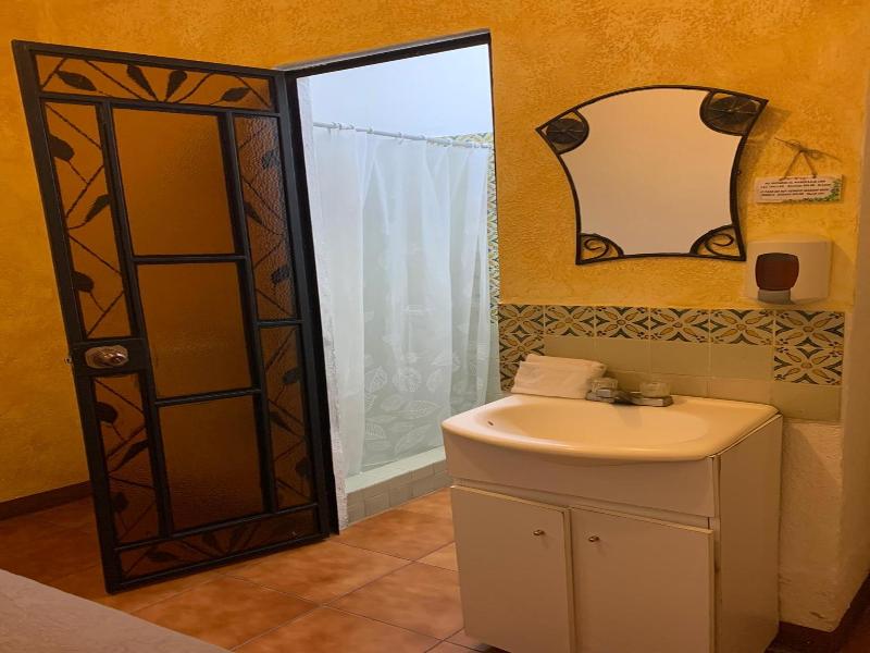 Hotel T Kon T image