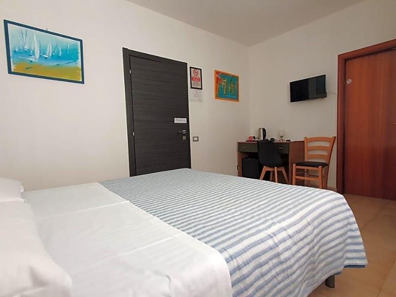 Hotel Cormorano image