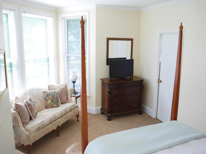 Anne S Washington Inn image