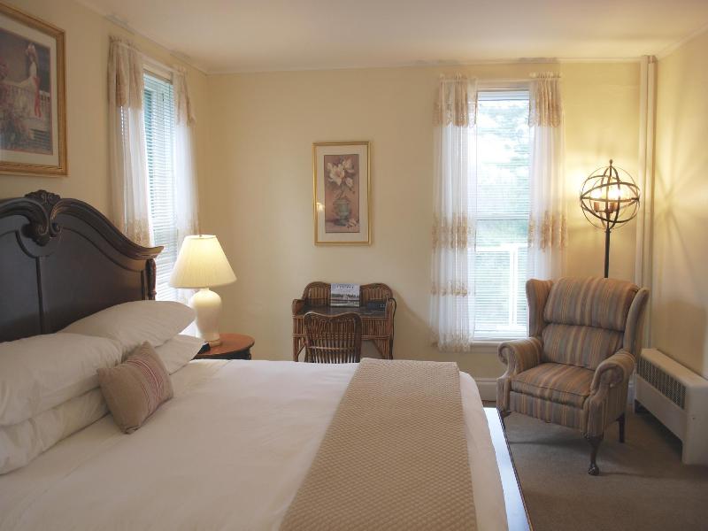 Anne S Washington Inn image