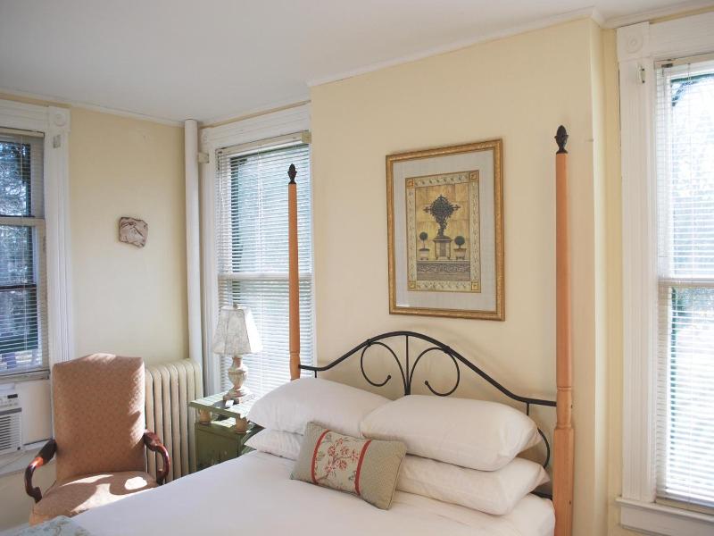 Anne S Washington Inn image