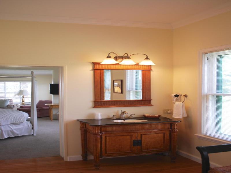 Anne S Washington Inn image