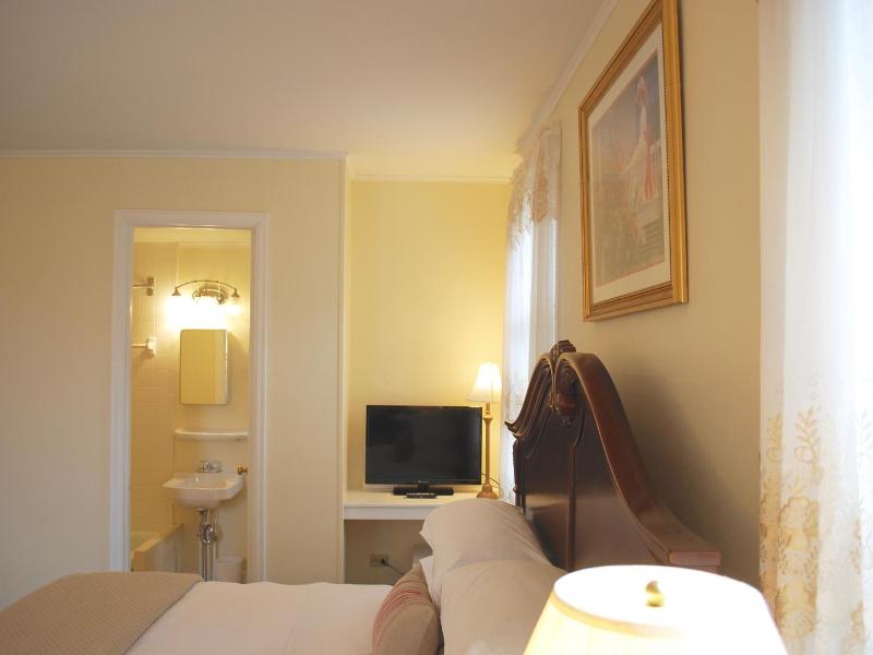 Anne S Washington Inn image