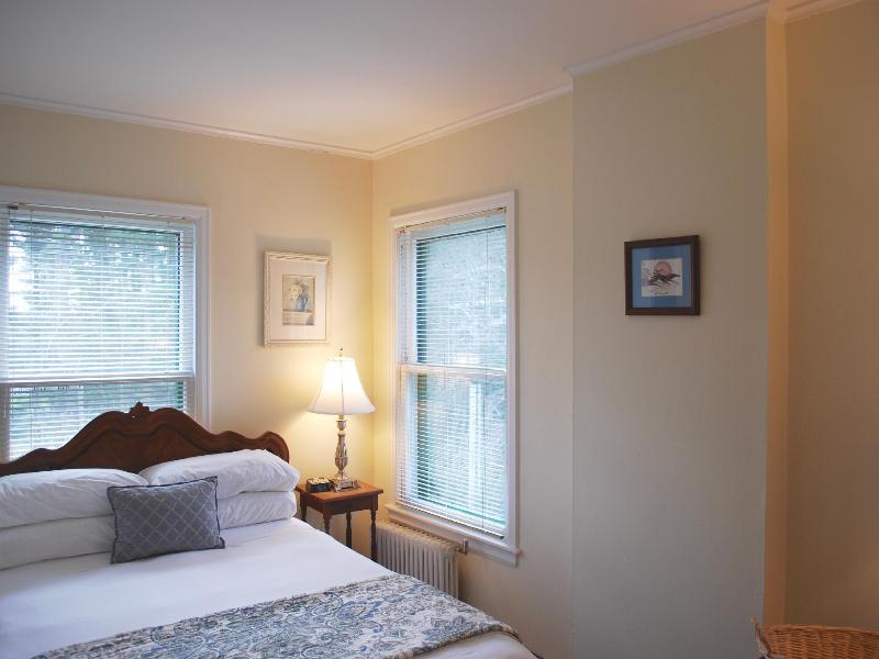 Anne S Washington Inn image
