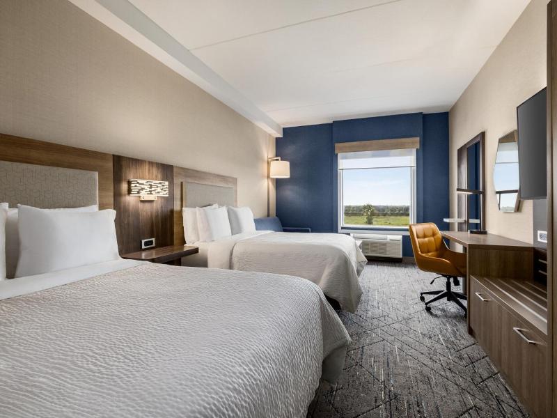 Holiday Inn Express Strathroy An Ihg Hotel image