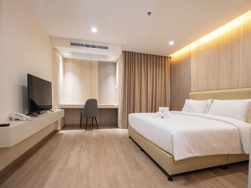 Oriole Residence image