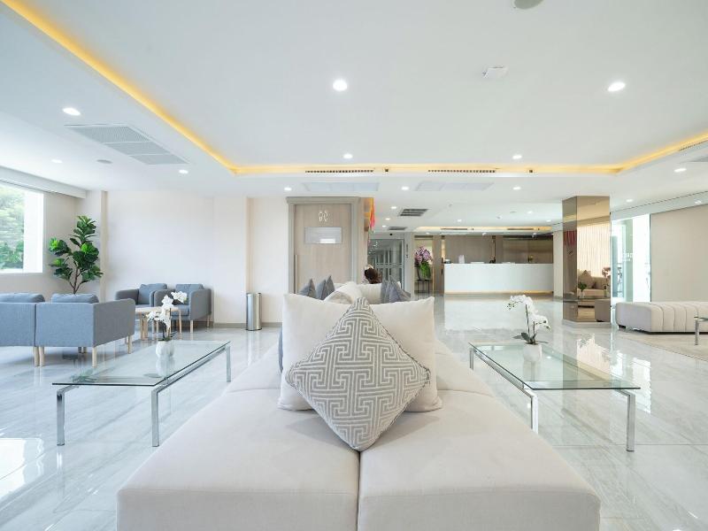 Oriole Residence image