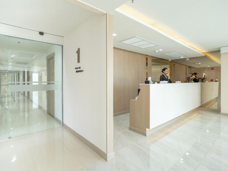 Oriole Residence image