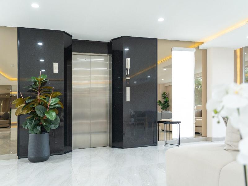 Oriole Residence image