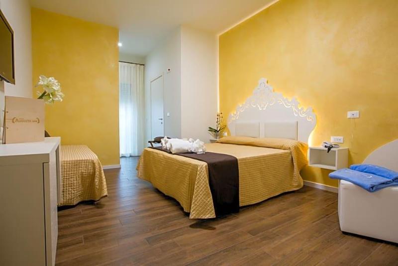 Hotel Augusta image