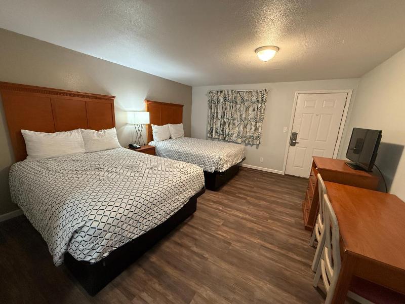 Budget Inn Bend — view